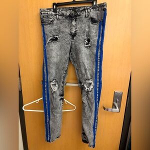 Rue21 Men's Skinny Jeans - Gray with Blue Stripes